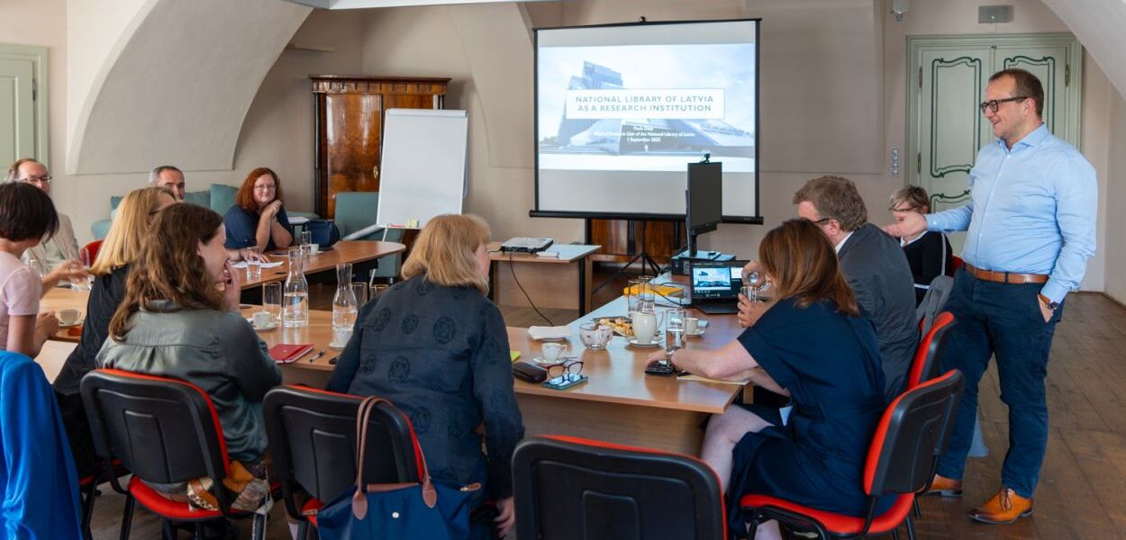 Visit of Colleagues from the National Library of Latvia to the NL CR / Photo: Z. Homolka Fedorová
