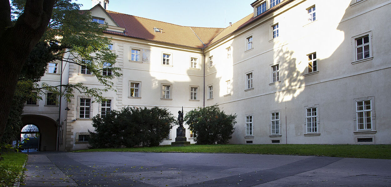 Studentské nádvoří