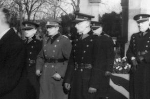 Protektorátní četnictvo a policie  v roce 1944. Foto: Muzeum Policie ČR
