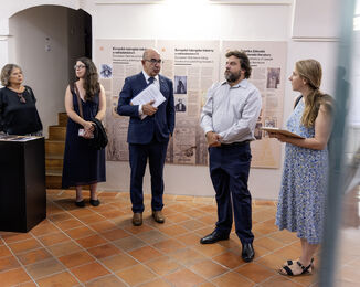 Vernisáž výstavy Ze stínů ke světlu. Galerie Klementinum 3. 8. 2026 / Foto: Z. Homolka Fedorová, NK ČR