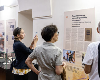 Vernisáž výstavy Ze stínů ke světlu. Galerie Klementinum 3. 8. 2026 / Foto: Z. Homolka Fedorová, NK ČR