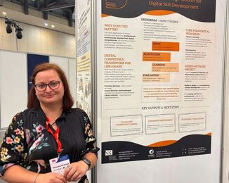 Michaela Mrázová na 90. kongresu IFLA  prezentuje projekt zaměřený na rozvoj digitálních kompetencí knihovníků