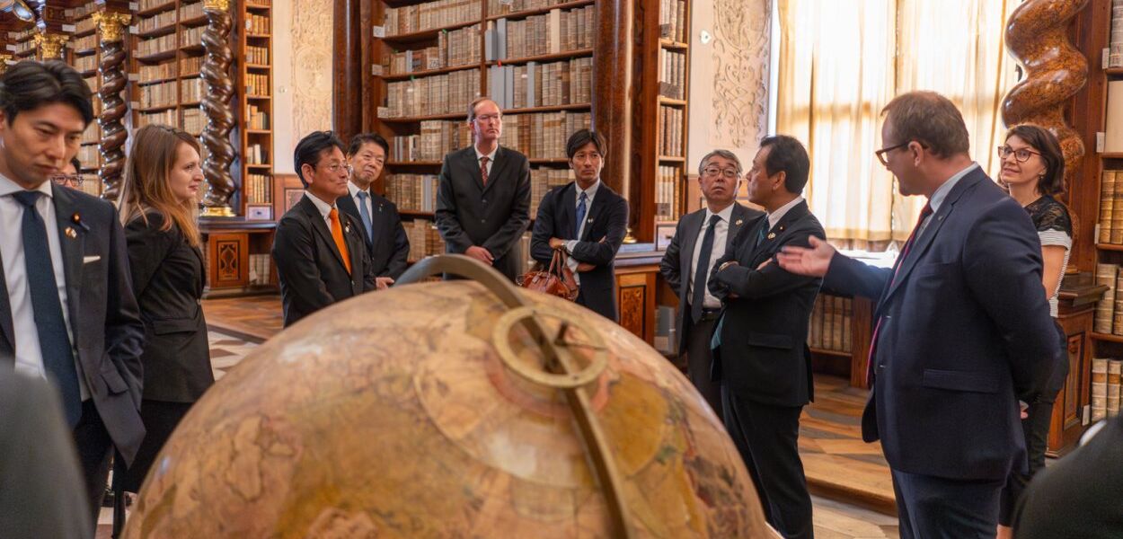 Návštěva delegace Sněmovny reprezentantů Japonského národního parlamentu v Klementinu