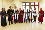 Předání knižního daru tibetské exilové vlády Národní knihovně ČR
